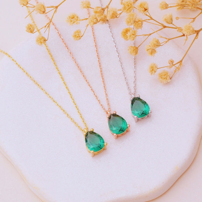 Emerald Teardrop Necklace – May Birthstone Pendant | Minimalist & Elegant Jewellery