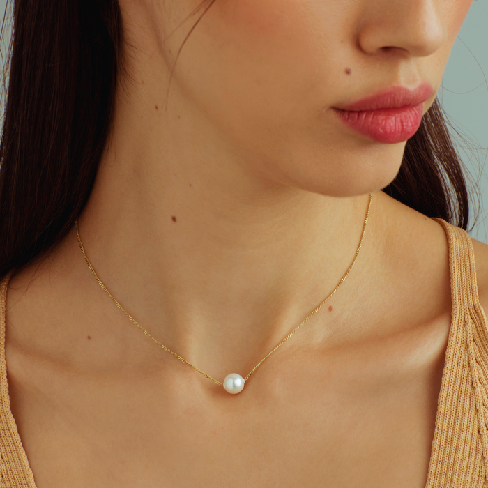 Dainty Pearl Necklace – Single Round Pearl Pendant