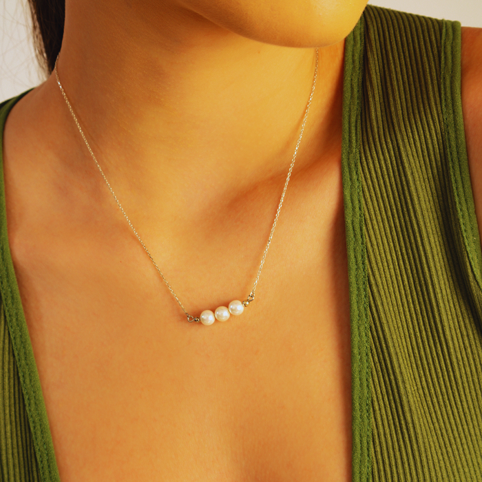 Dainty Three Pearl Bead Necklace – Silver & Gold
