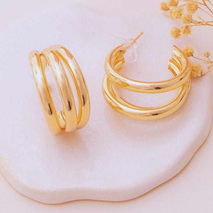 Chunky Triple Hoop Earrings – Bold & Eye-Catching Gold Design