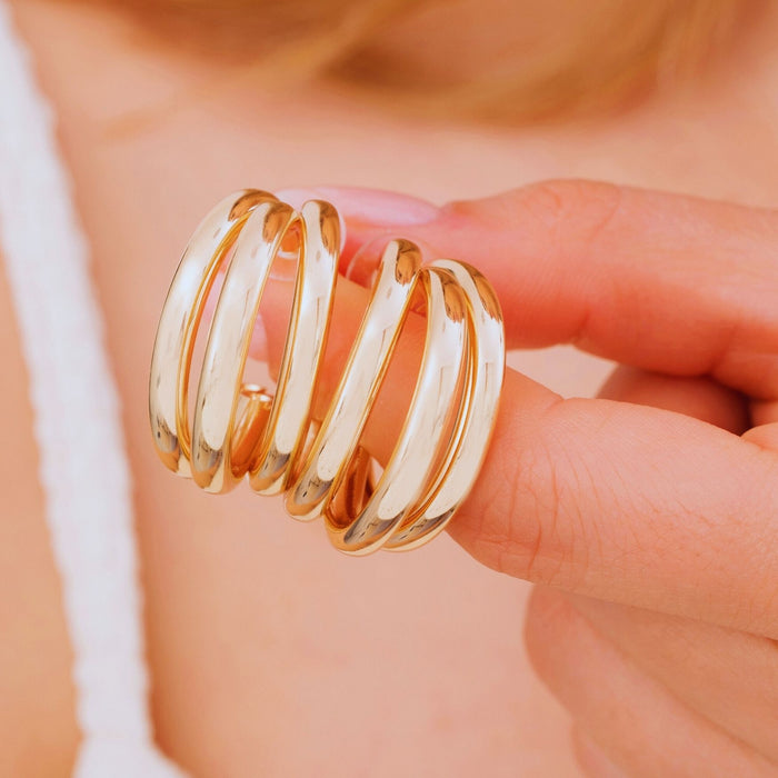 Chunky Triple Hoop Earrings – Bold & Eye-Catching Gold Design