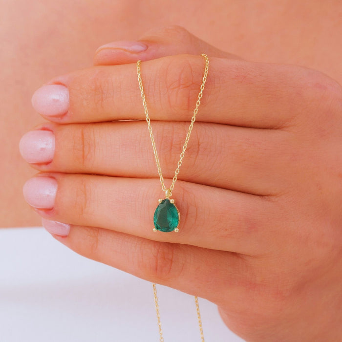 Emerald Teardrop Necklace – May Birthstone Pendant | Minimalist & Elegant Jewellery