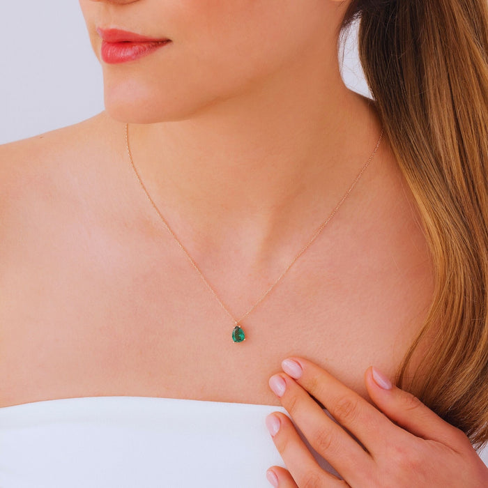 Emerald Teardrop Necklace – May Birthstone Pendant | Minimalist & Elegant Jewellery